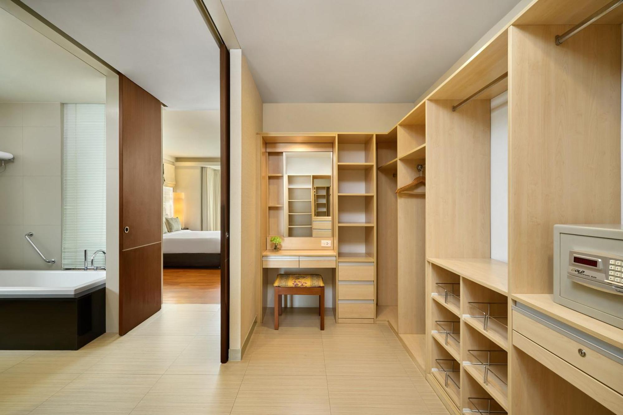 The Park Nine Hotel Srinakarin Bangkok Habitación foto